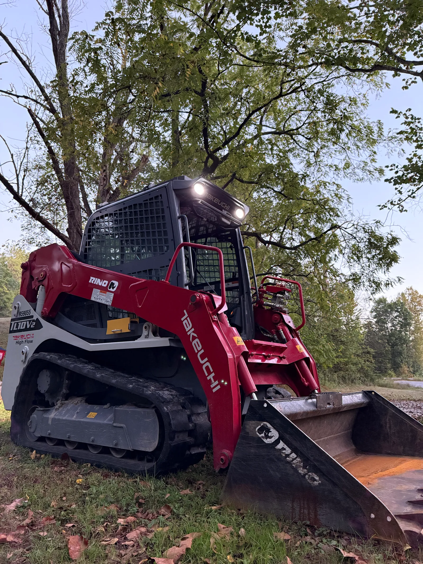 Takeuchi TL10 — photo 9