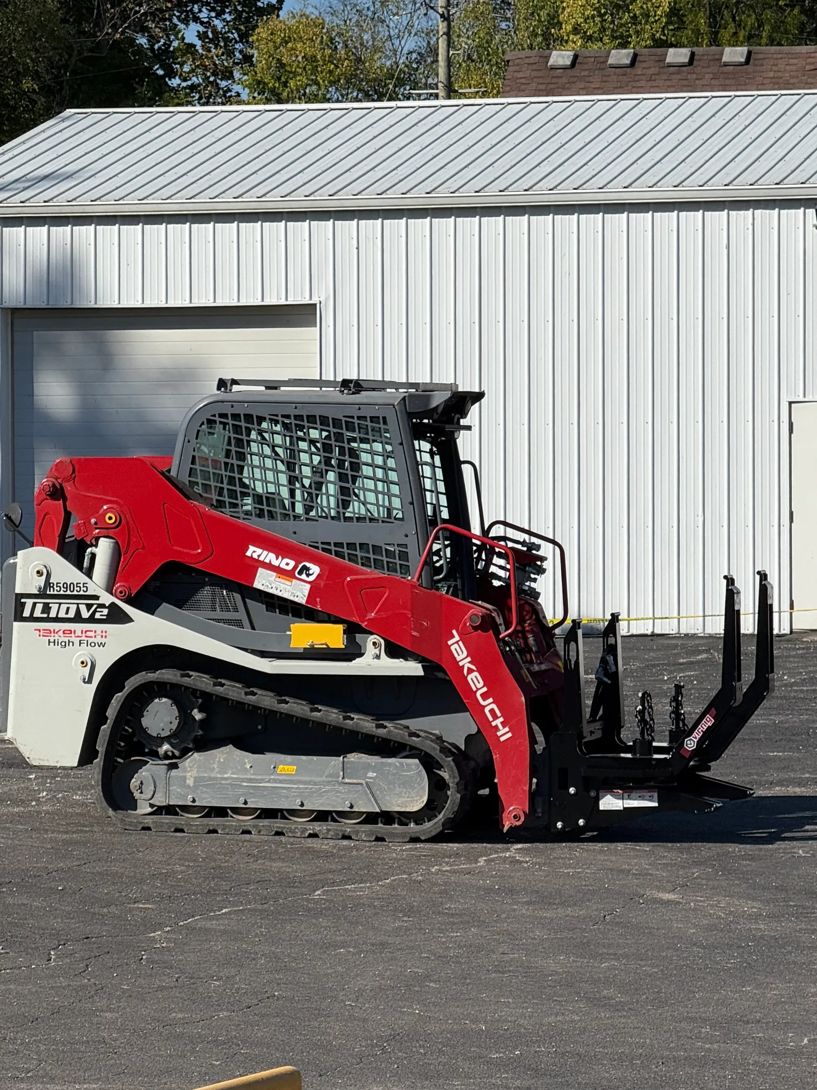 Takeuchi TL10 — photo 11