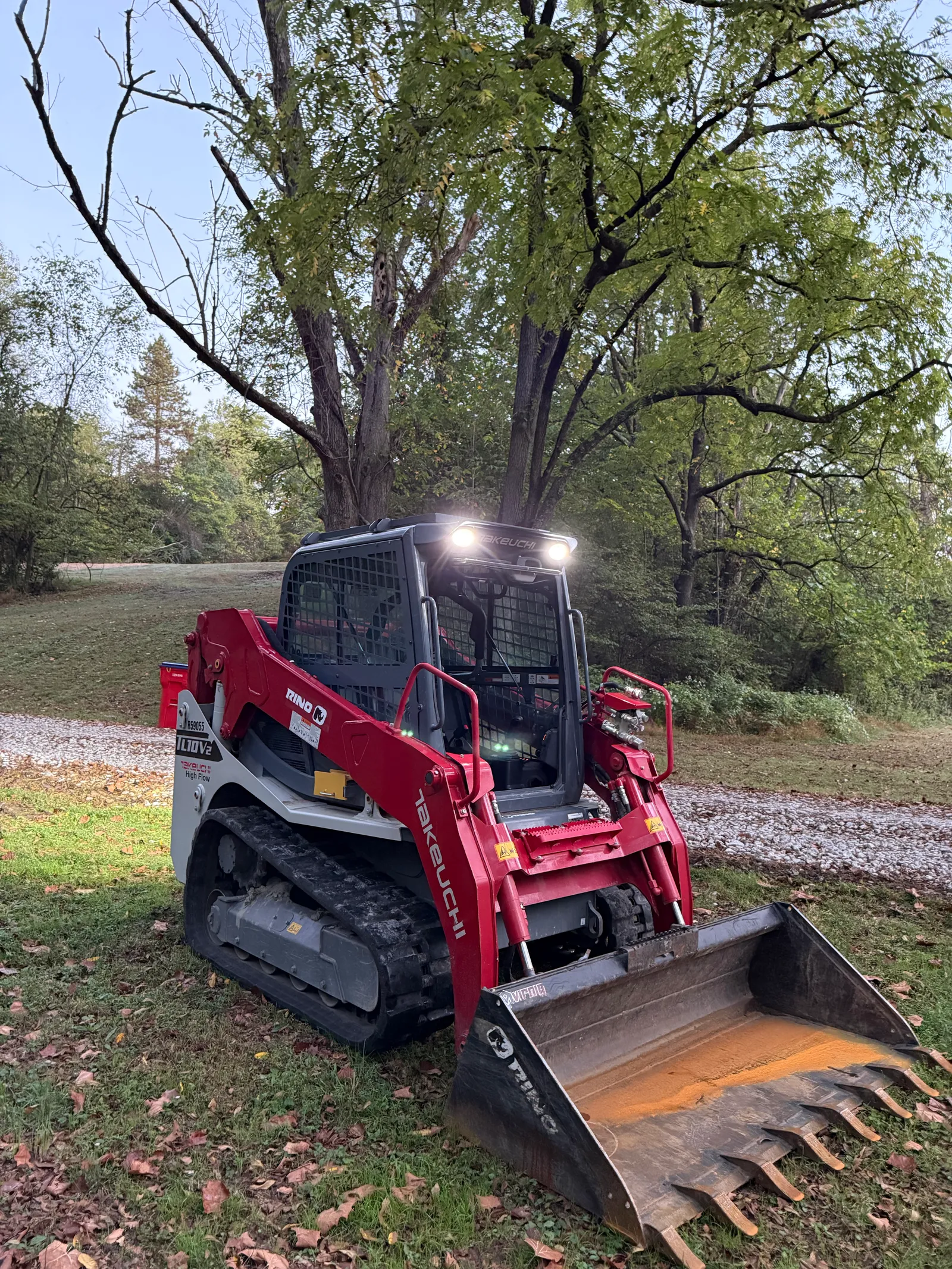 Takeuchi TL10 — photo 4