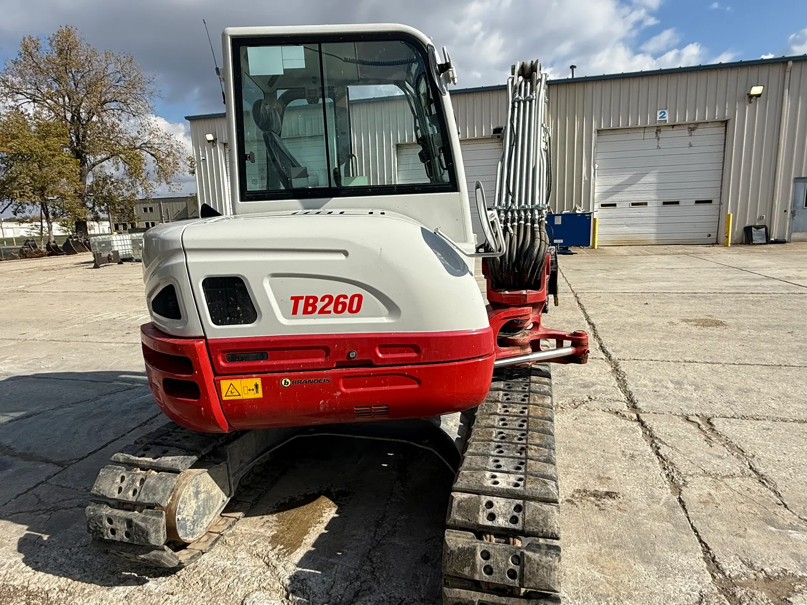 Takeuchi TB260 — photo 4